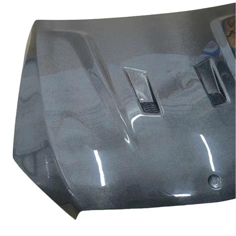 Suitable for 11-13  C-Class W204 Early Modification Original High-quality  Carbon Fiber Engine Cover